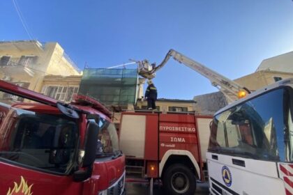 Disturbance in the center of Corfu due to an apartment fire