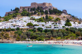 Greece won first place in the News UK Travel Awards