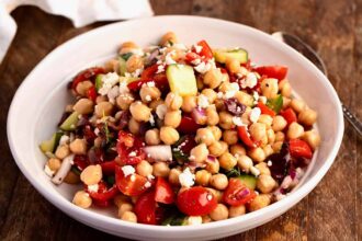 Greek Chickpea salad