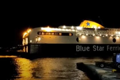 The Blue Star 1 crashed into the pier of the port of Naxos