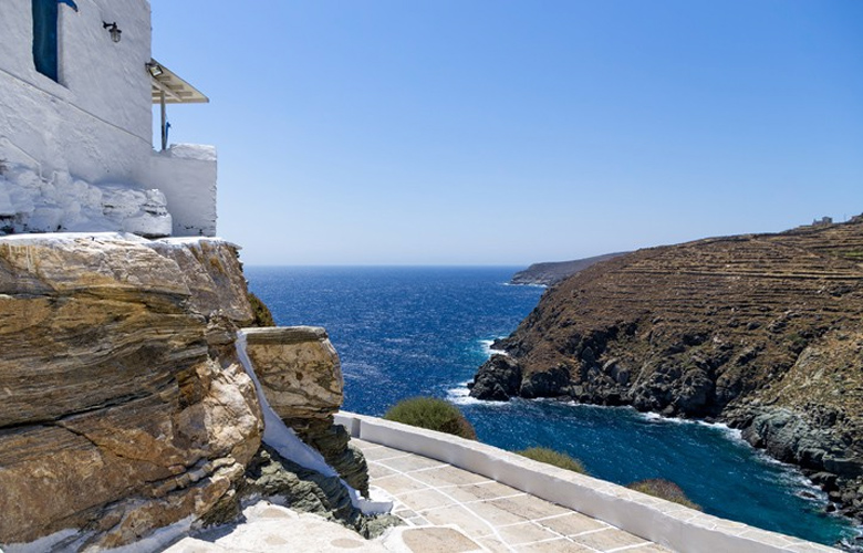 Washington Post: 'A Greek island among the world's 10 best fall destinations