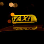 Volos: Terror for a taxi driver – The passenger, instead of paying him, chased him with a crowbar