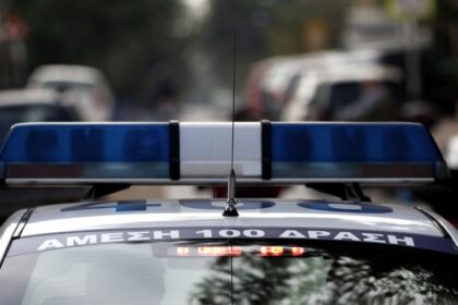 Two people were arrested for the explosion of an improvised device in a police car in Chania