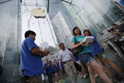 Apple is aggressively promoting applied research labs in China