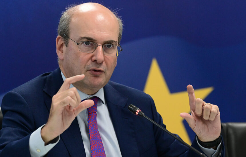 Hatzidakis: The four changes that "modernize tax legislation" - What will happen to tips