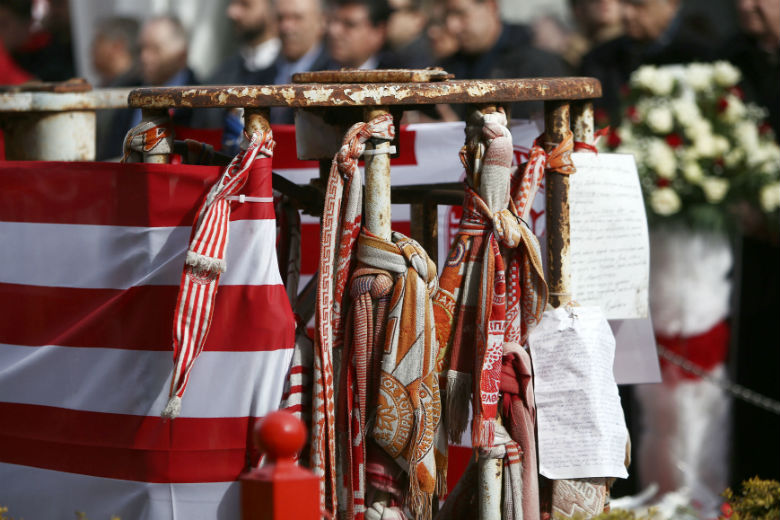 Olympiacos: 43 years since the tragedy of Thira 7