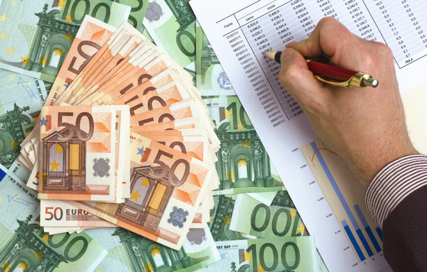 The interest rate of the six-month promissory notes of the Greek State has been reduced