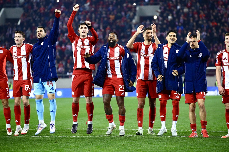 Greek Cup: Sweeping Olympiacos 6-0 AEK-with one foot in the final